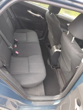 Обява за продажба на Toyota Auris 2.0 D4D ~6 600 лв. - изображение 6