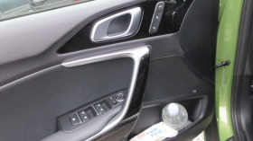 Kia XCeed 1.5T-GDI-160HP-GT-LINE PREMIUM - HYBRID, снимка 10 - Автомобили и джипове - 44371707