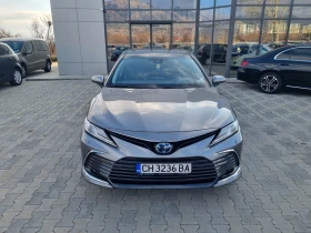 Toyota Camry HYBRID* ELEGANCE* ГАРАНЦИОННА до 08.2031г., снимка 2