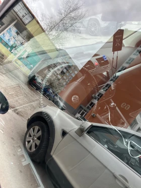 VW Golf Мк5 - 3500 € / 6845.40 лв. - 83832031 3