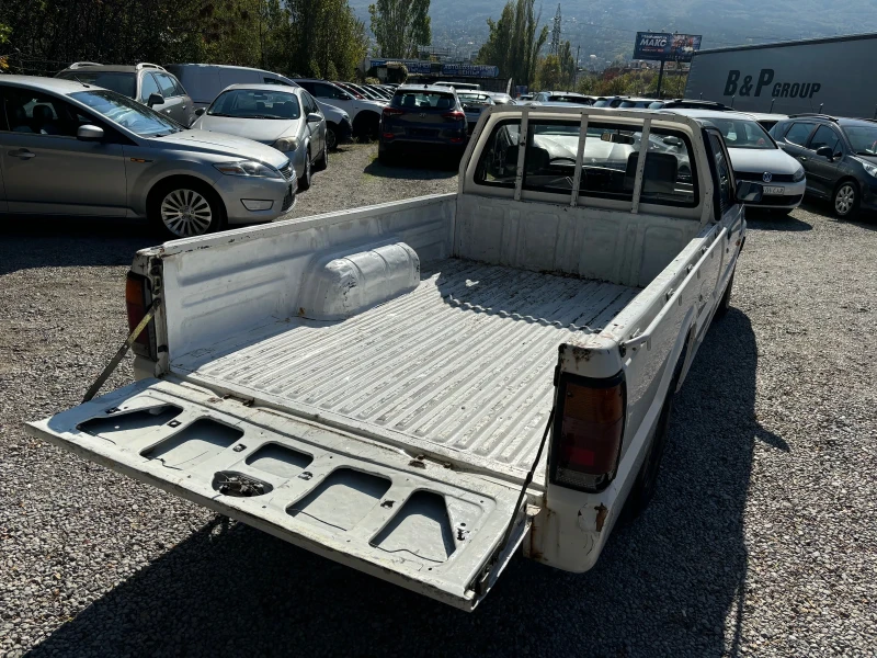 Ford Courier 2.5 D, снимка 11 - Автомобили и джипове - 47631791