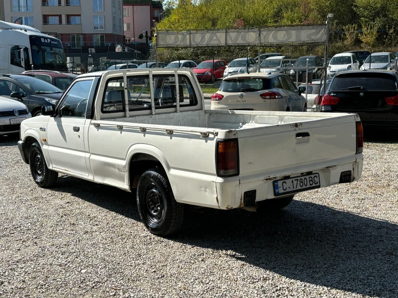 Ford Courier 2.5 D, снимка 4 - Автомобили и джипове - 47631791