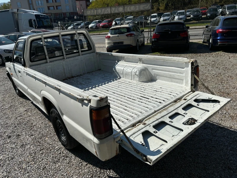 Ford Courier 2.5 D, снимка 12 - Автомобили и джипове - 47631791