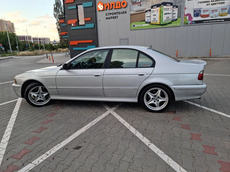 BMW 530, снимка 1 - Автомобили и джипове - 48109550