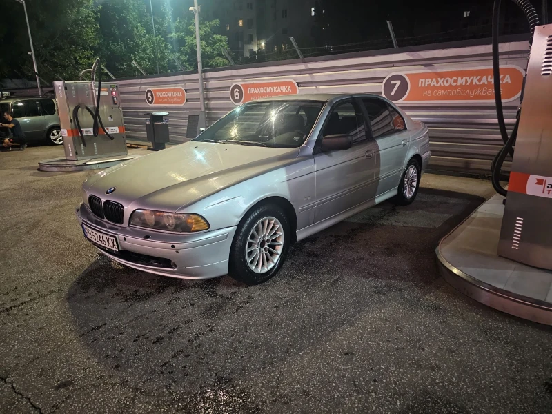 BMW 530, снимка 9 - Автомобили и джипове - 48109550