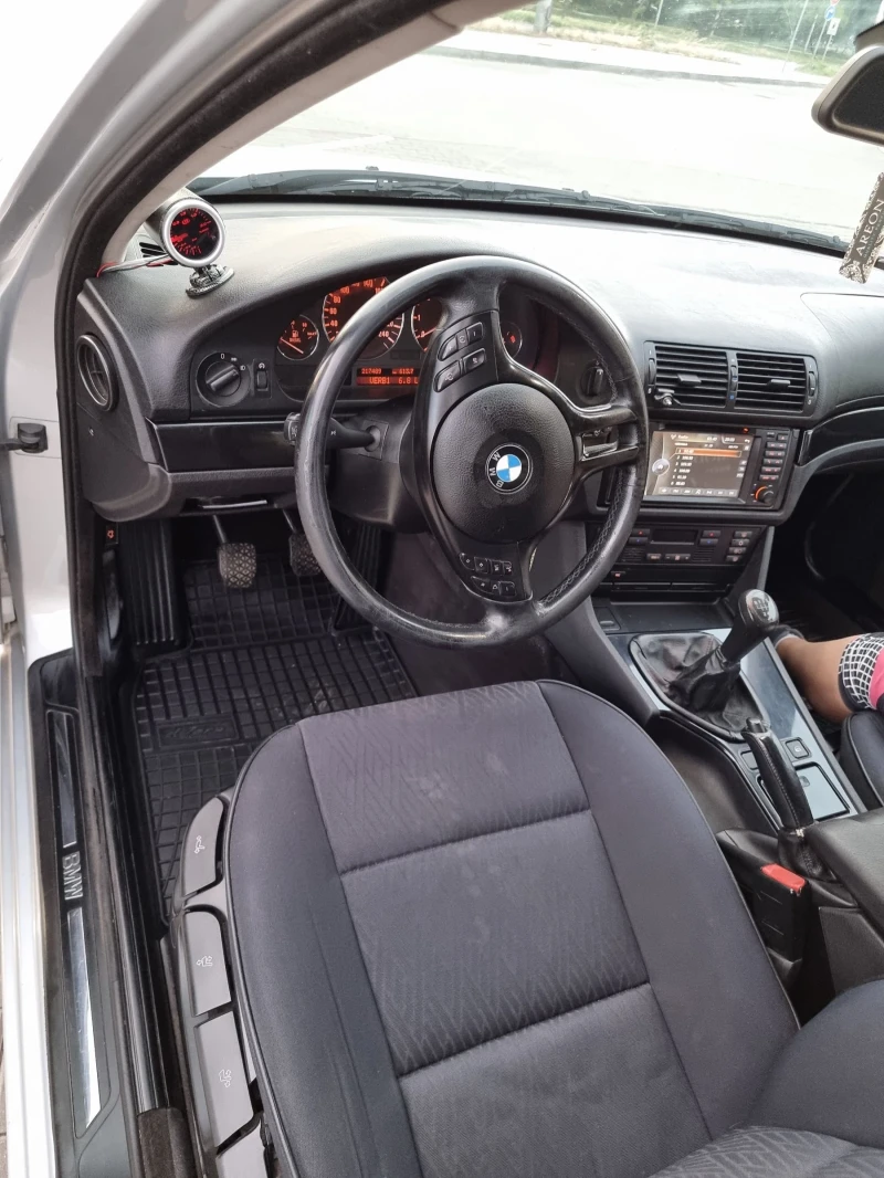 BMW 530, снимка 6 - Автомобили и джипове - 48109550