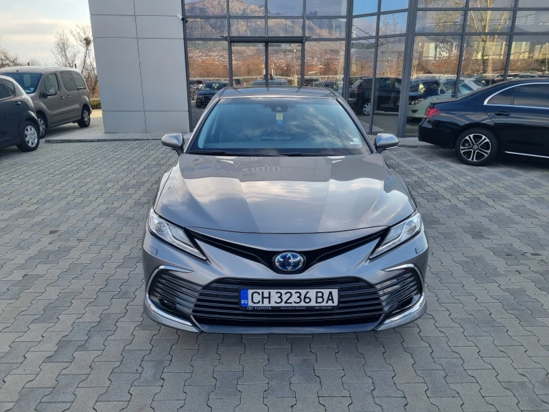 Toyota Camry HYBRID* ELEGANCE* ГАРАНЦИОННА до 08.2031г., снимка 2 - Автомобили и джипове - 48334490