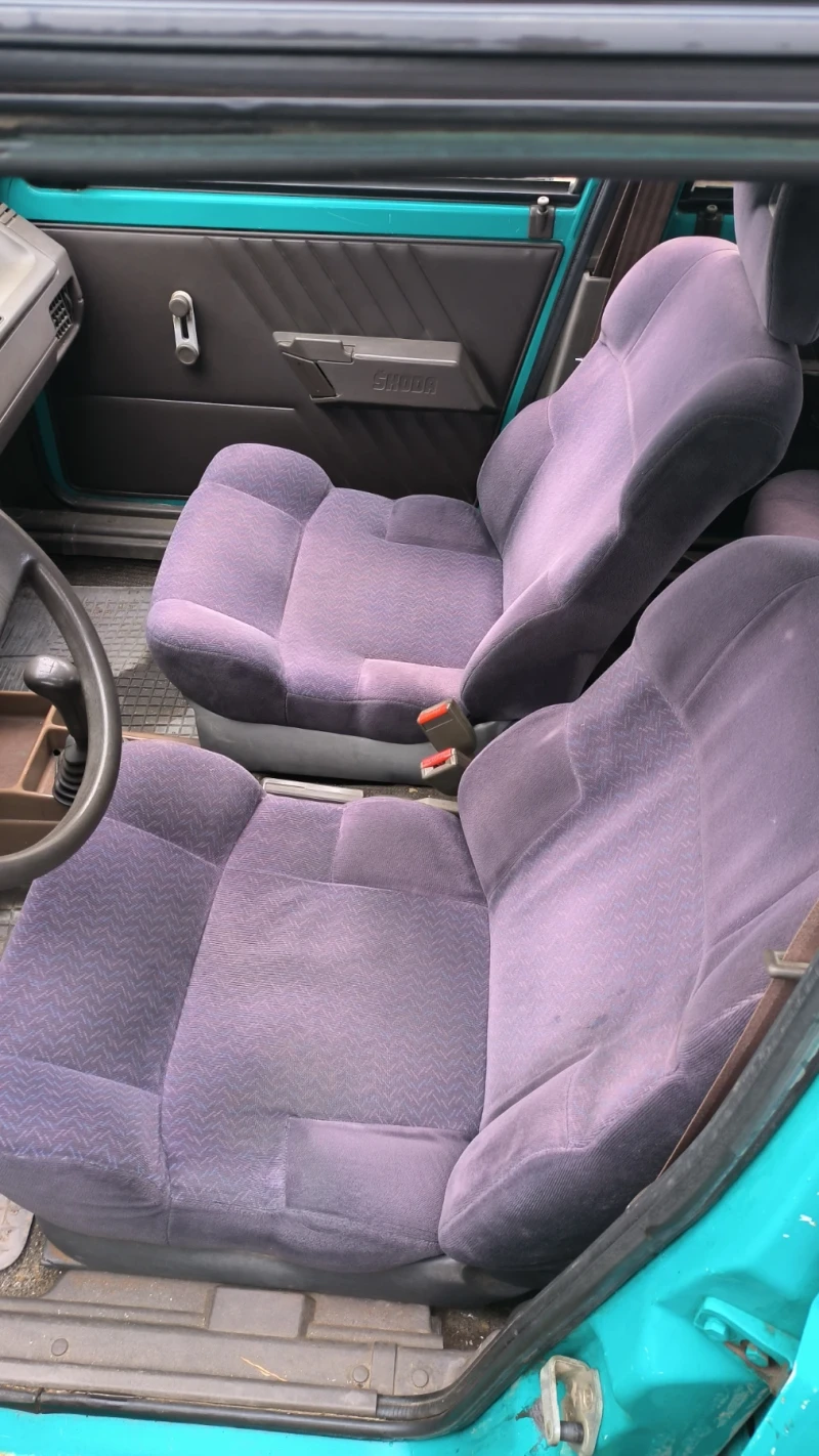 Skoda Favorit, снимка 6 - Автомобили и джипове - 52771182