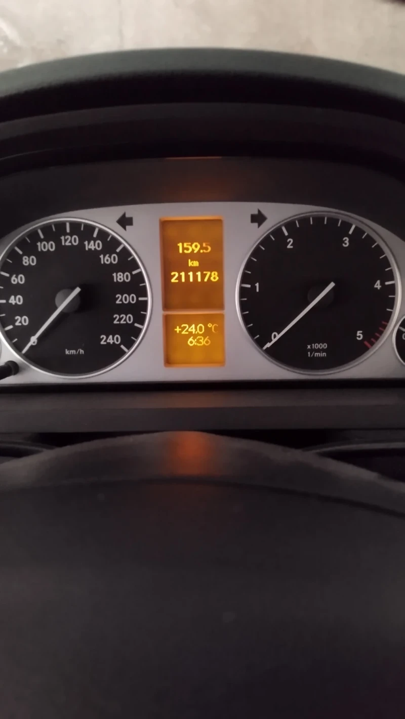 Mercedes-Benz B 200 В200 CDI, снимка 14 - Автомобили и джипове - 52267261