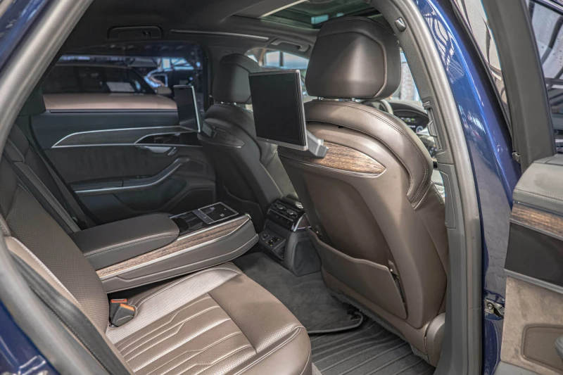 Audi A8 50TDI/RSE/Bang&Olufsen/Обдухване/Шибедах/Амбиент, снимка 8 - Автомобили и джипове - 51435253