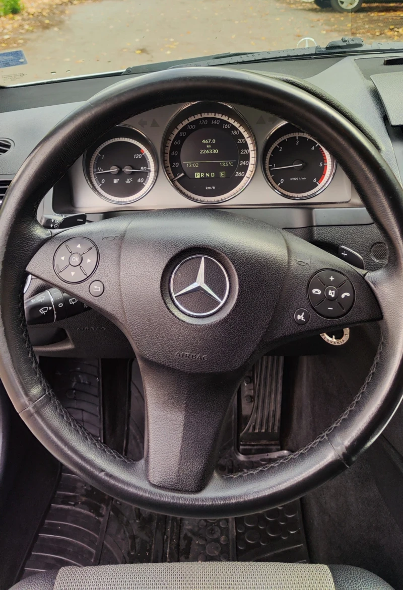 Mercedes-Benz C 220 CDI 220, снимка 12 - Автомобили и джипове - 51941434