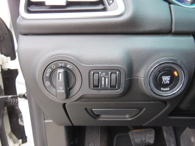 Maserati Ghibli * SQ4 4X4 РЕГИСТРИРАН* , снимка 15 - Автомобили и джипове - 52074261