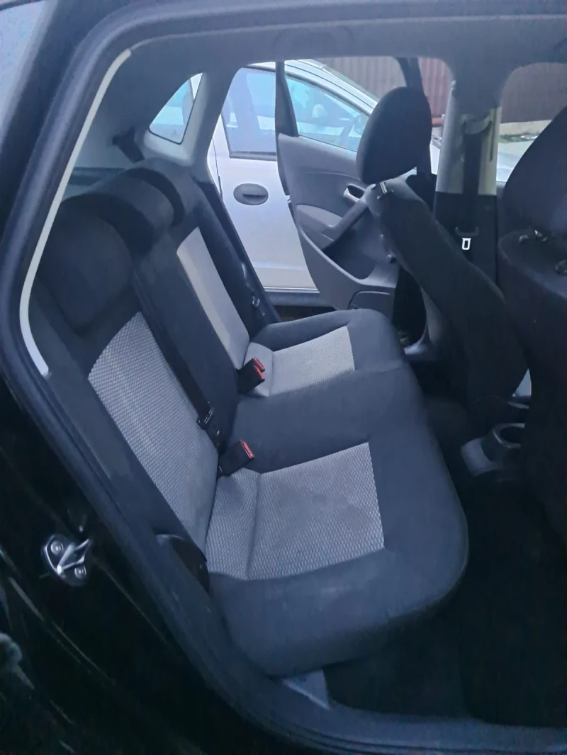 VW Polo 1.2 TDI Evro 5, снимка 12 - Автомобили и джипове - 52718302