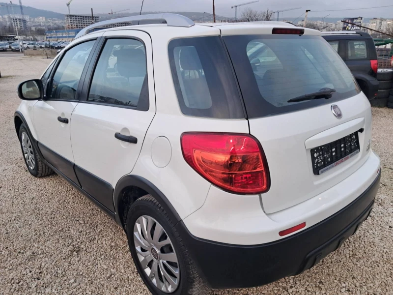 Fiat Sedici 1.6 4x4 Бензин/Газ, снимка 6 - Автомобили и джипове - 53234001