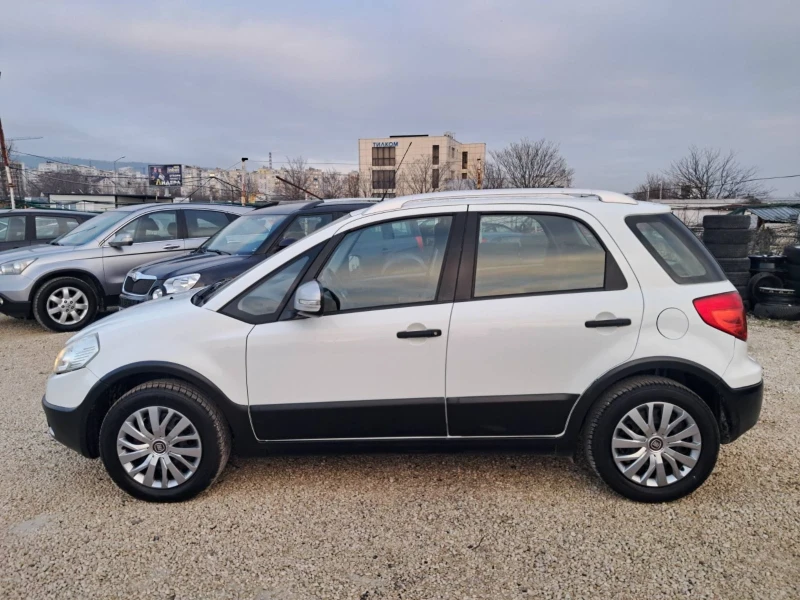 Fiat Sedici 1.6 4x4 Бензин/Газ, снимка 8 - Автомобили и джипове - 53234001