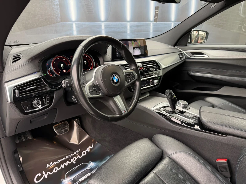 BMW 6 GT M-Packet, снимка 9 - Автомобили и джипове - 53463232