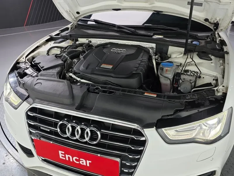 Audi A5 2.0 TDI Quattro, снимка 6 - Автомобили и джипове - 54146075