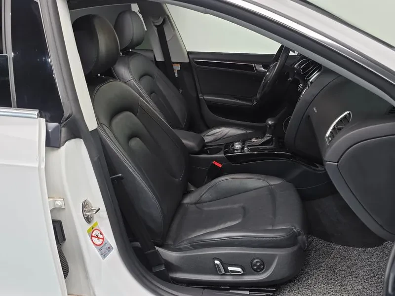 Audi A5 2.0 TDI Quattro, снимка 11 - Автомобили и джипове - 54146075