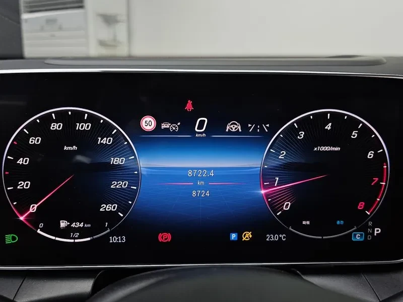Mercedes-Benz CLE 300 4MATIC AMG Line, снимка 8 - Автомобили и джипове - 54736612