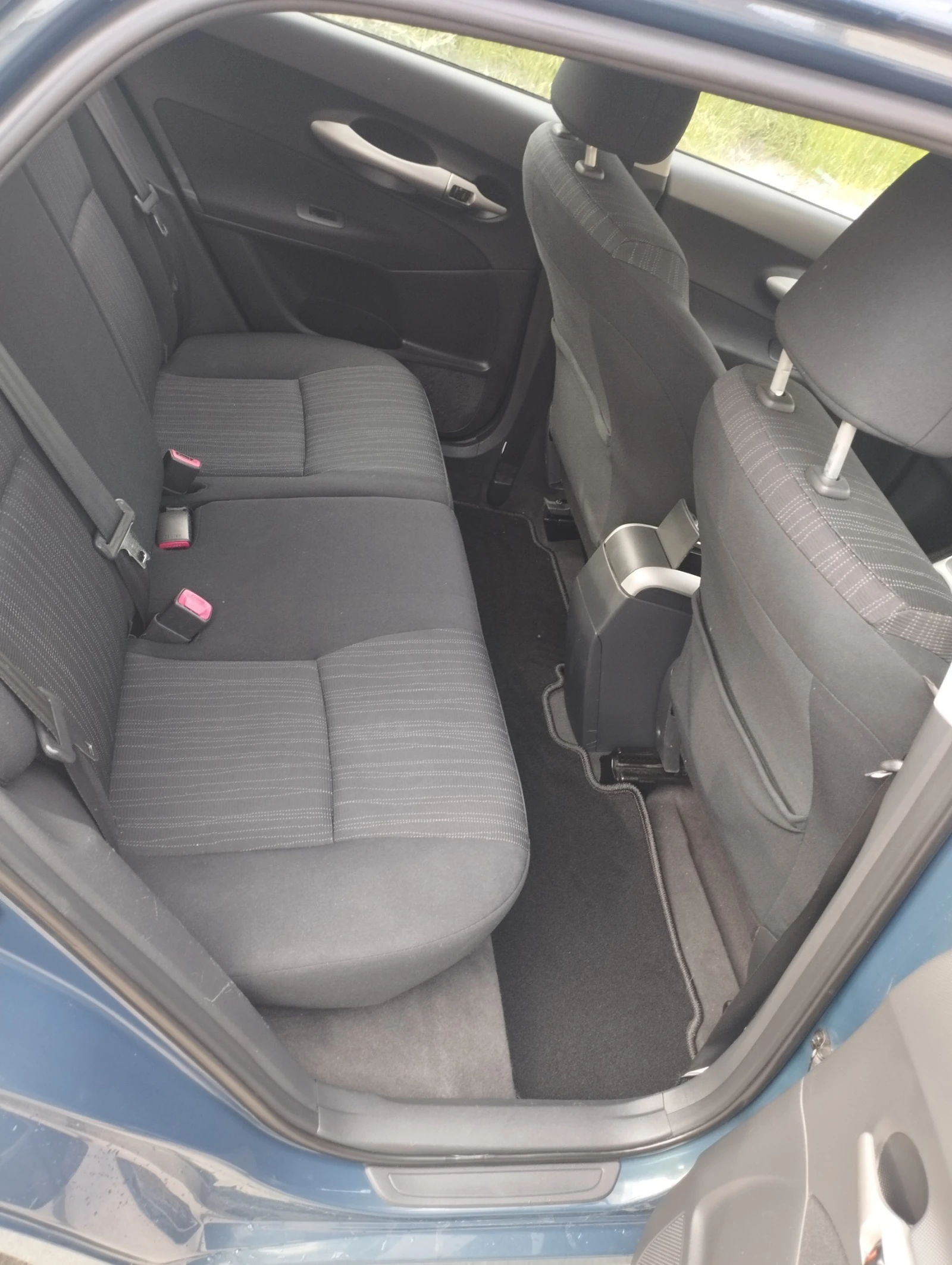 Toyota Auris 2.0 D4D - изображение 7
