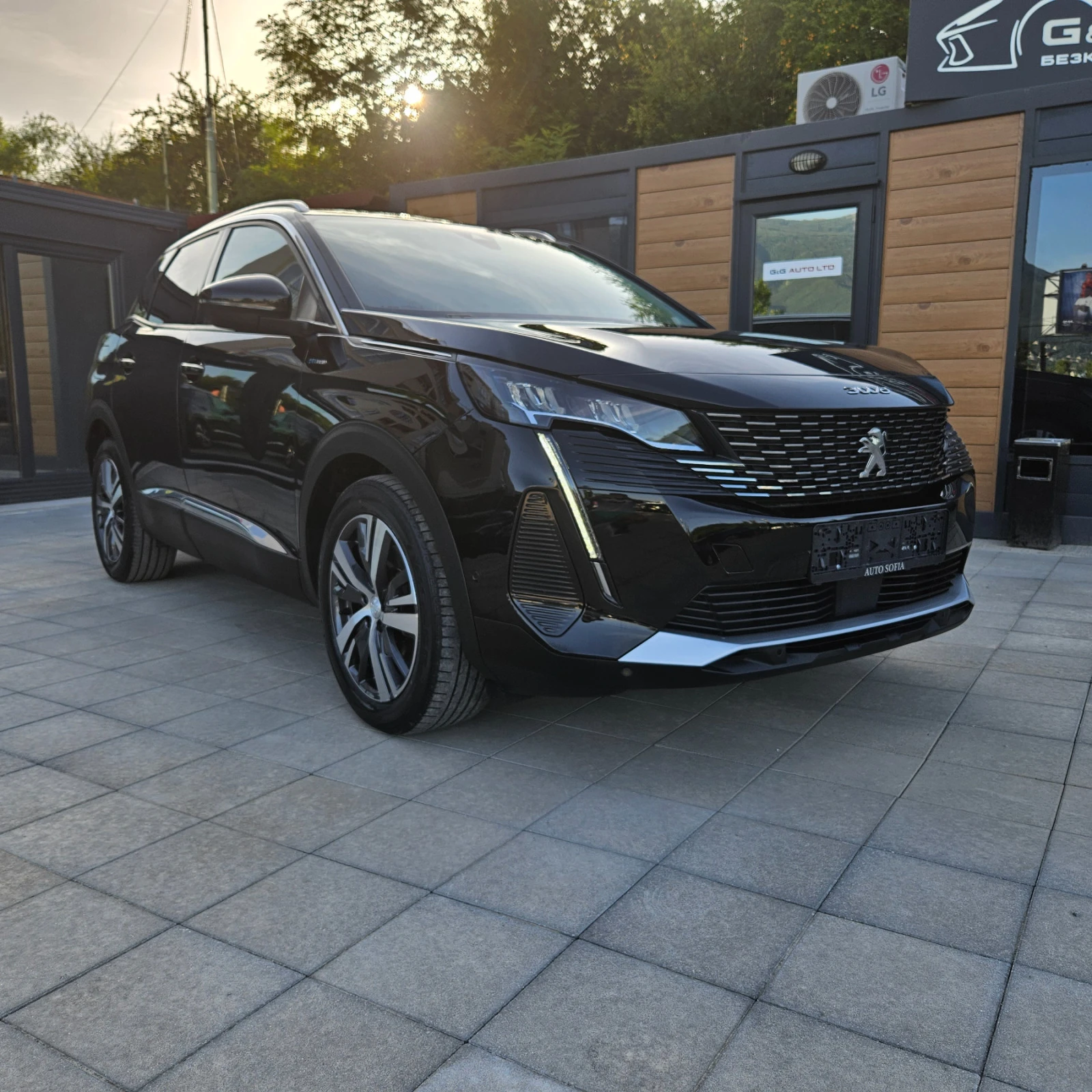 Peugeot 3008 Plug-in hybrid - изображение 3