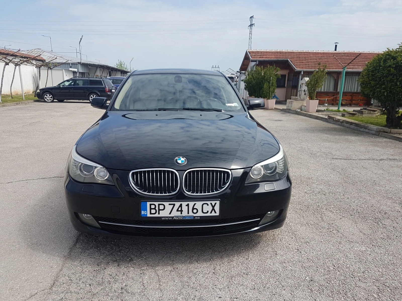 BMW 530 3.0 i 4×4 272кс - изображение 3