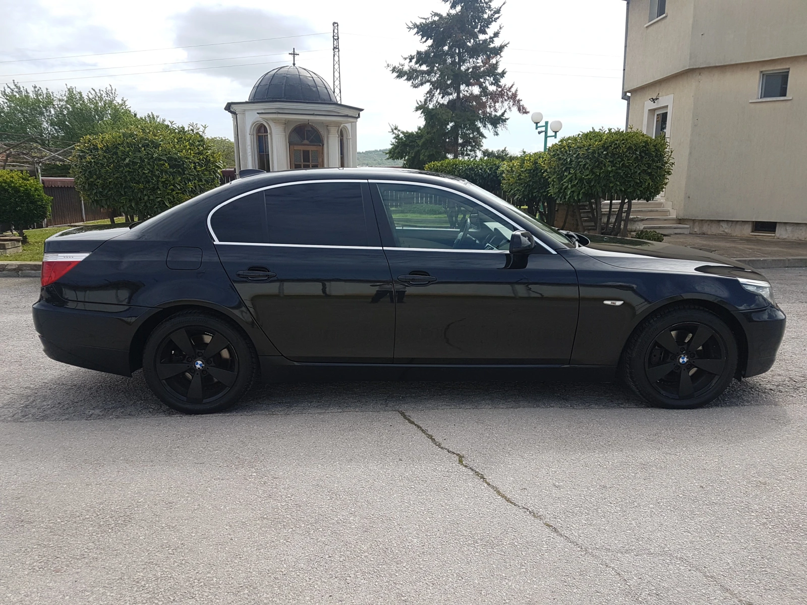 BMW 530 3.0 i 4×4 272кс - изображение 4