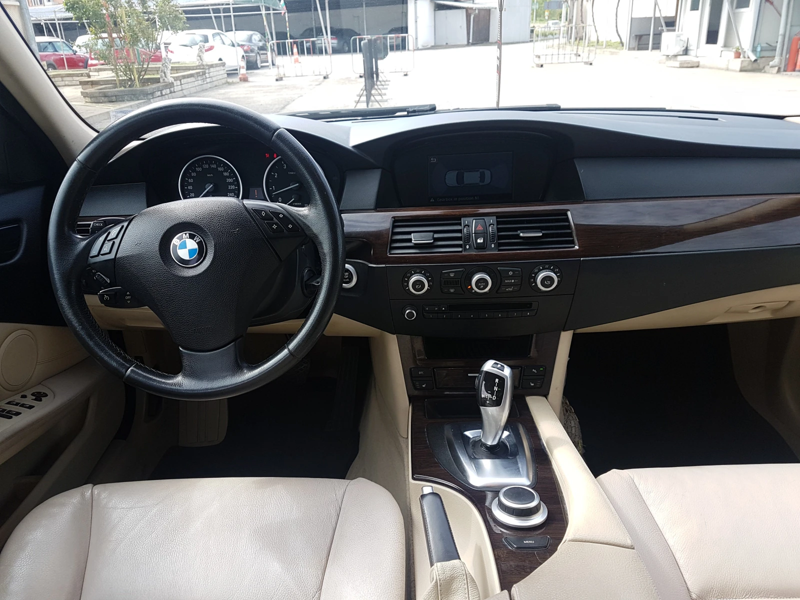 BMW 530 3.0 i 4×4 272кс - изображение 10