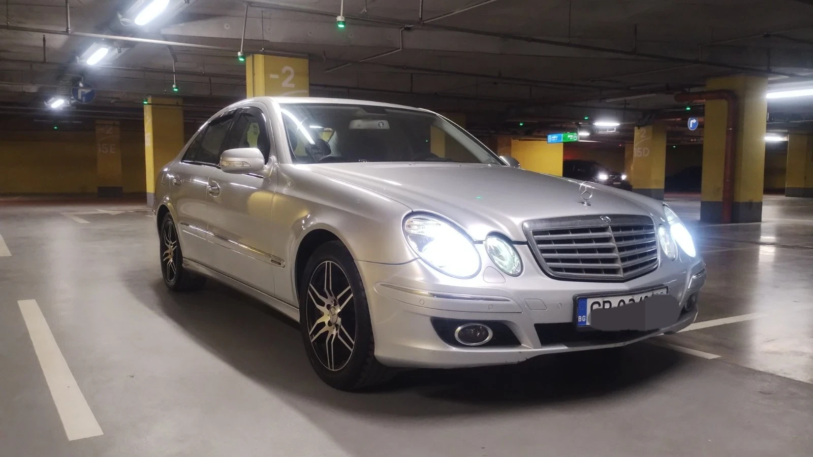 Mercedes-Benz E 350  - изображение 2