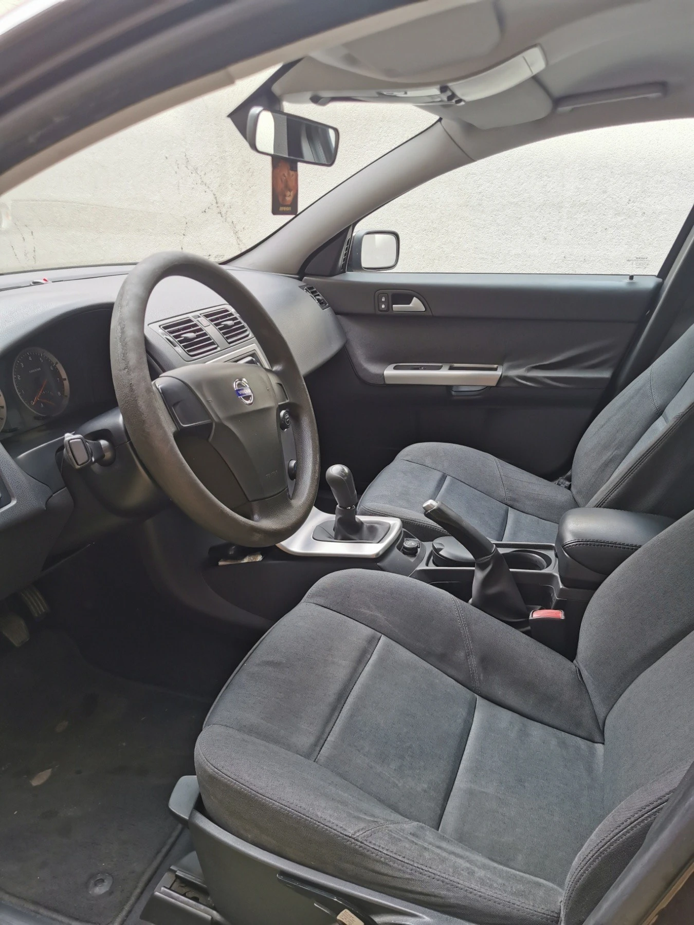 Volvo S40  - изображение 4