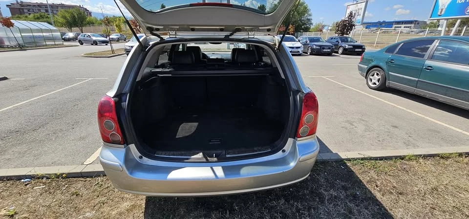 Toyota Avensis  - изображение 10