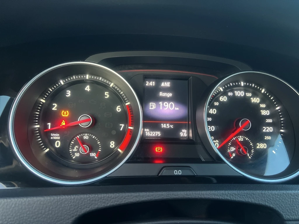 VW Golf GTI - изображение 6