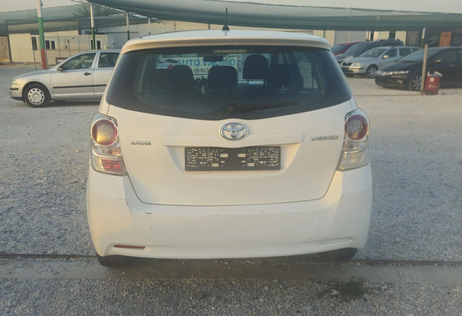 Toyota Verso 2.0D4D.125кс.Италия - изображение 6