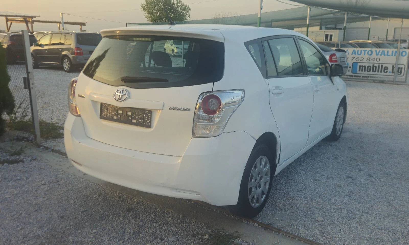Toyota Verso 2.0D4D.125кс.Италия - изображение 5