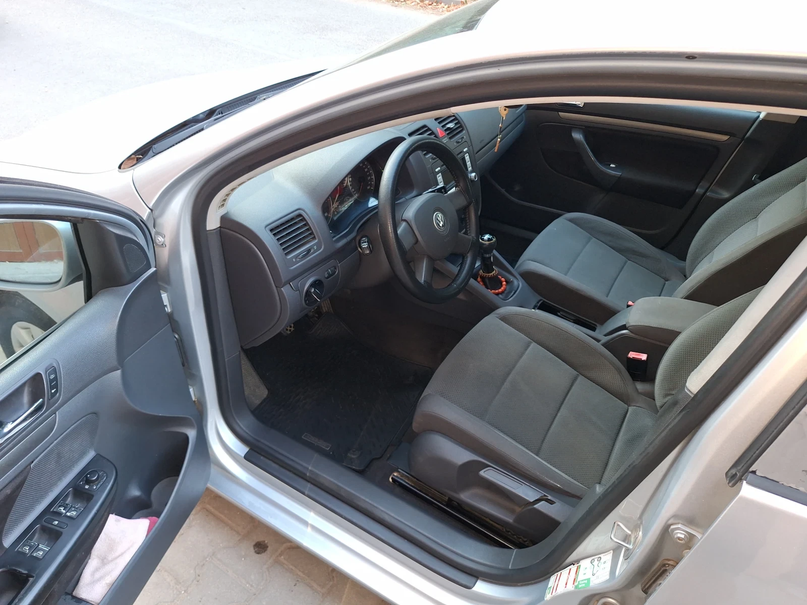 VW Golf 5 - изображение 5