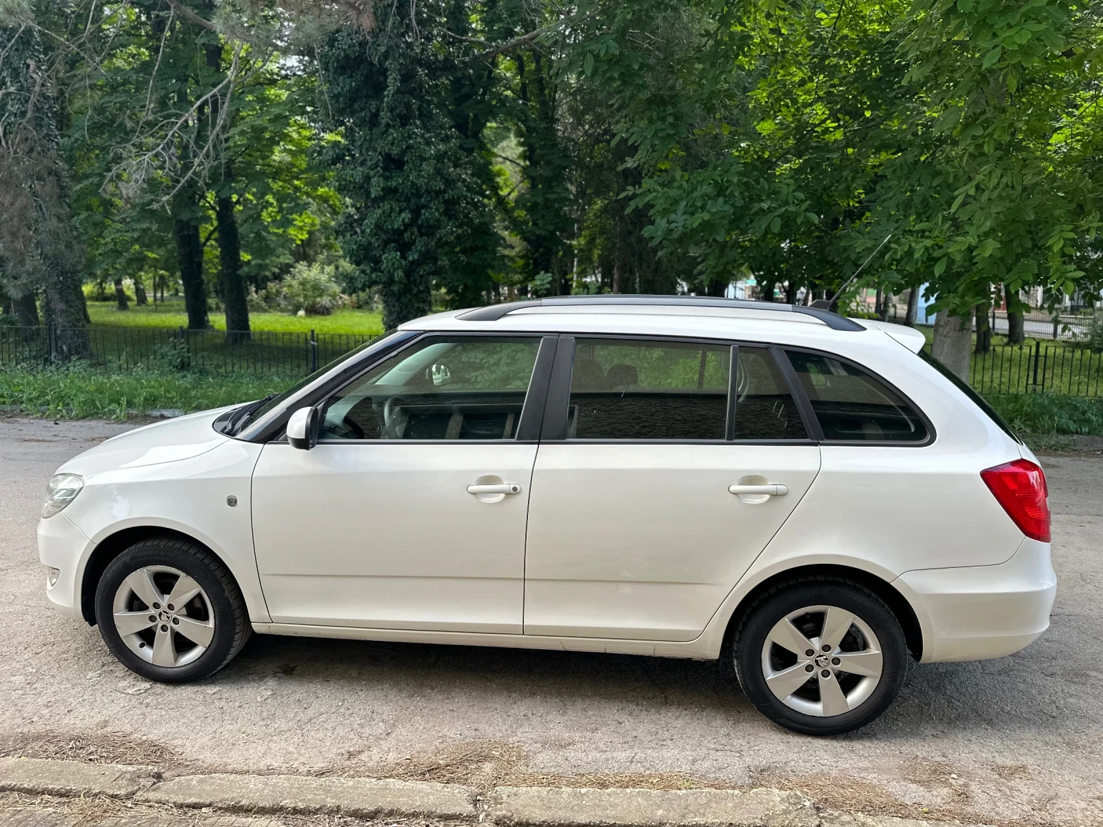 Skoda Fabia 1.2 TDI Greenline - изображение 9