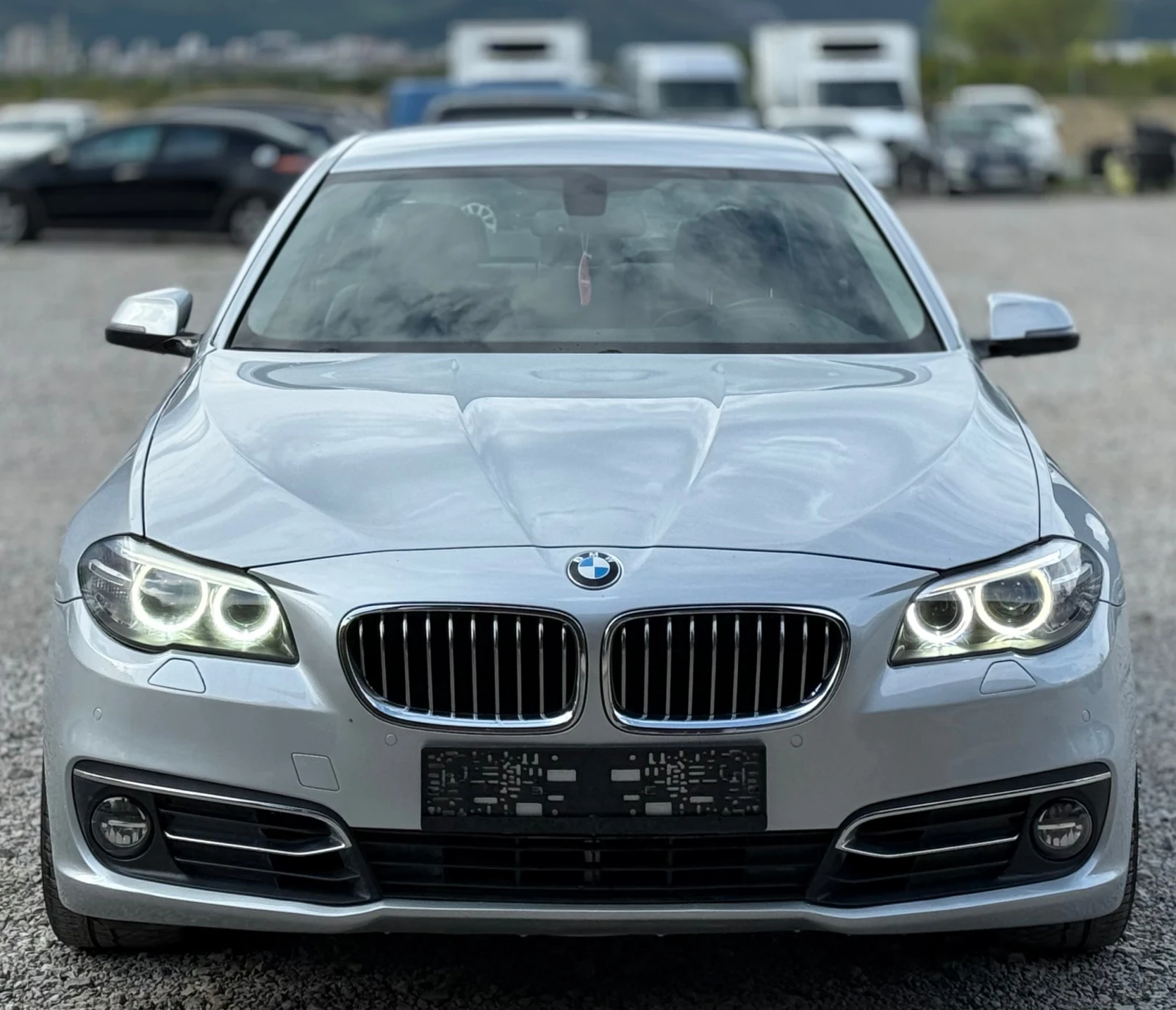 BMW 530 XD 258к.с * LUXURY* * Face-Lift*  - изображение 2