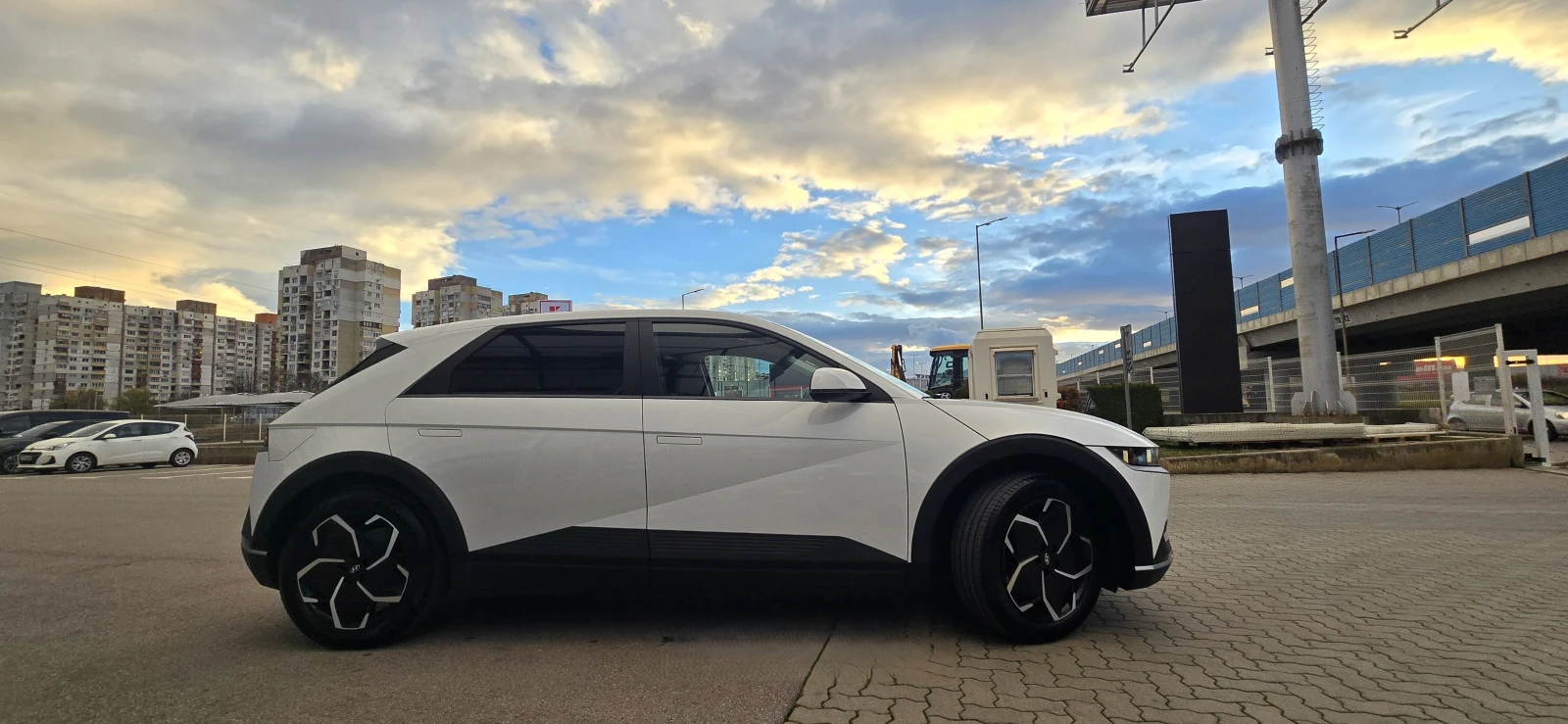 Hyundai Ioniq 5 58kWh* Гаранционна* SOH 100%* Серв.Книжка - изображение 3