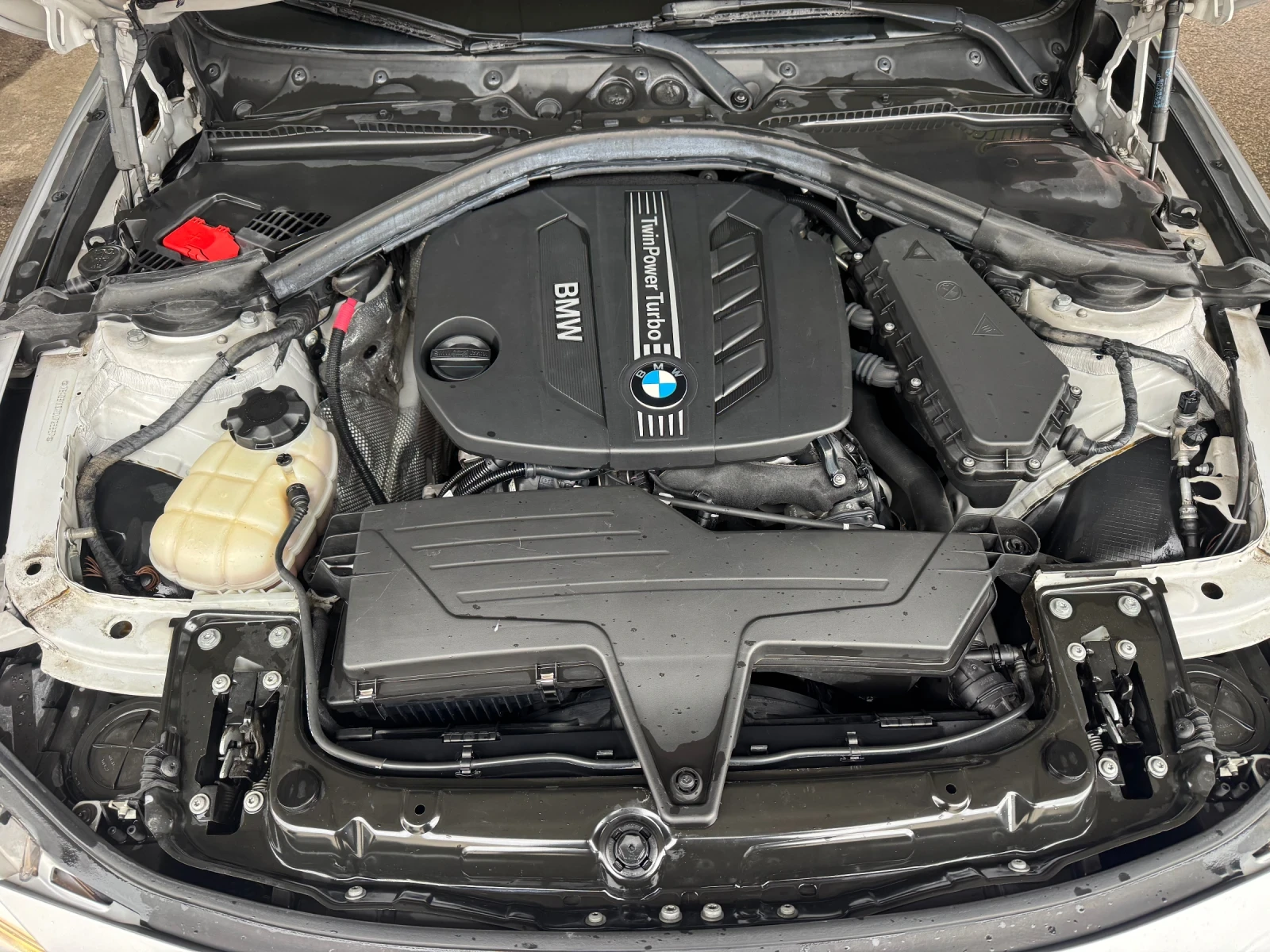 BMW 320 320D Navi;:Top;:Sedan::, снимка 14 - Автомобили и джипове - 54050411