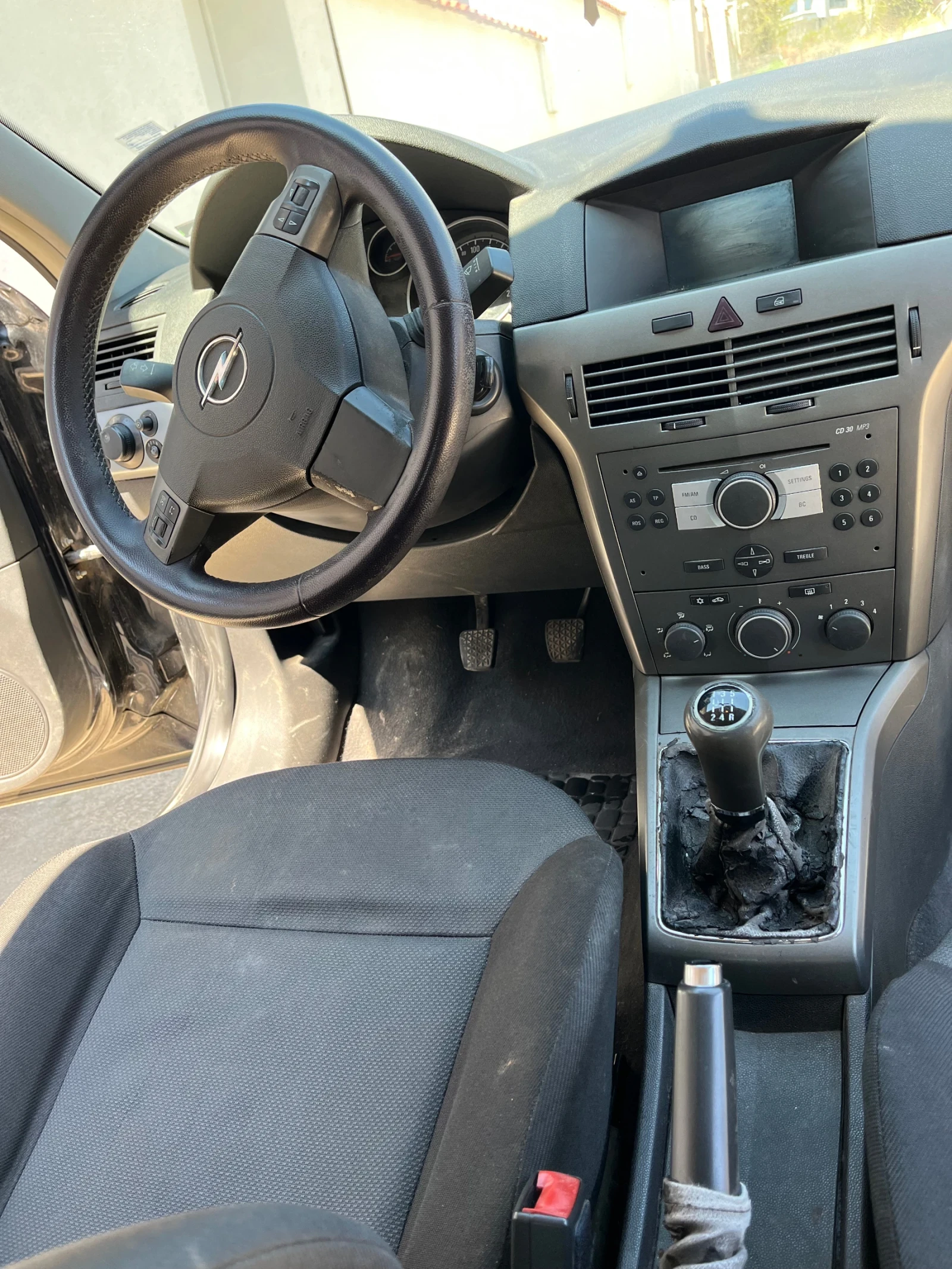 Opel Astra, снимка 9 - Автомобили и джипове - 54172029