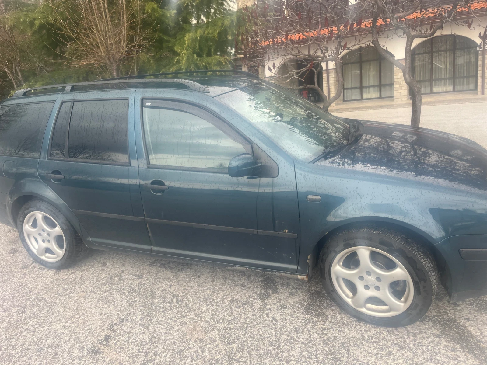 VW Golf 1.9, снимка 5 - Автомобили и джипове - 54220127