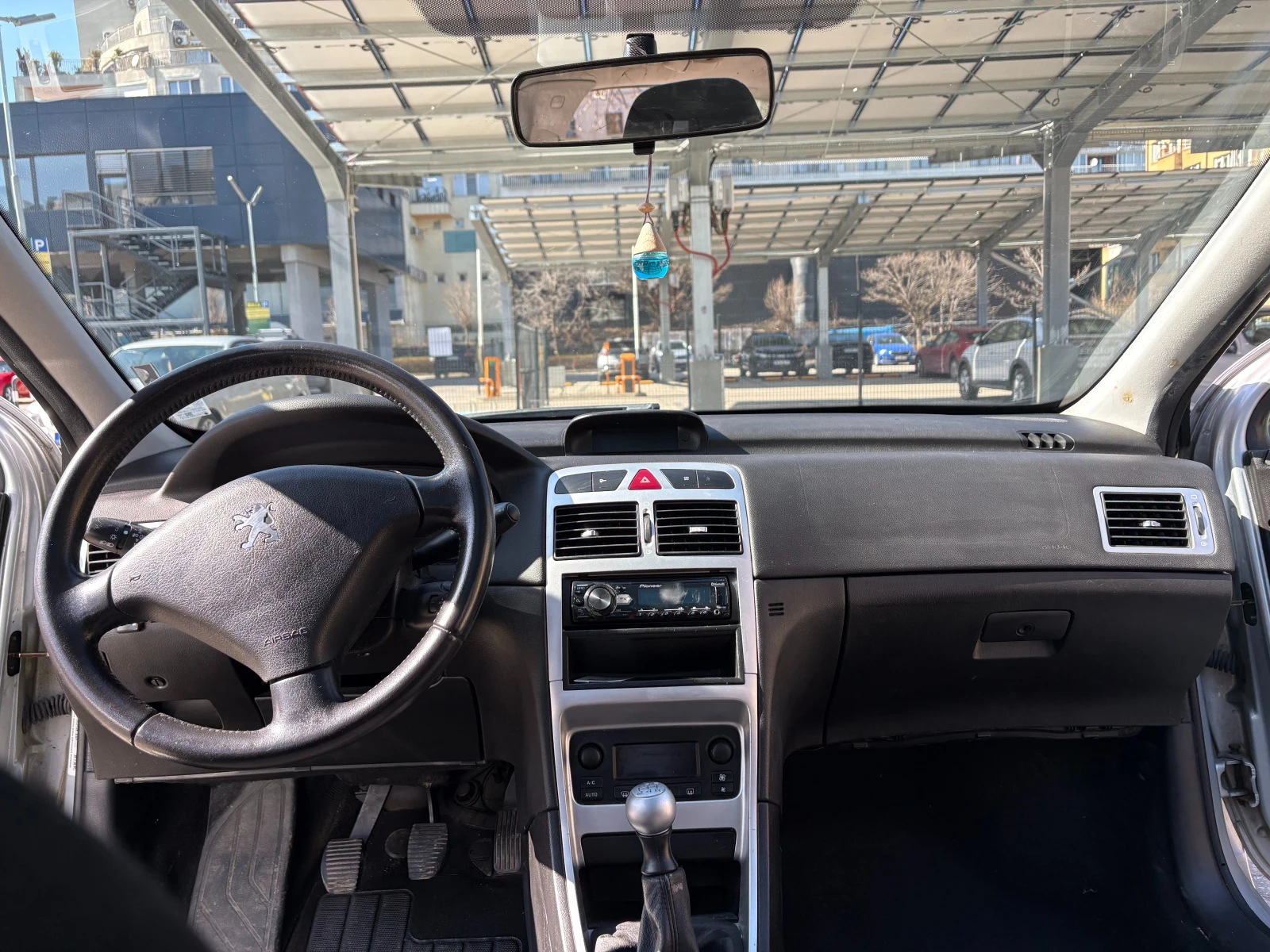 Peugeot 307 Gaz, 2006г., снимка 7 - Автомобили и джипове - 54440343