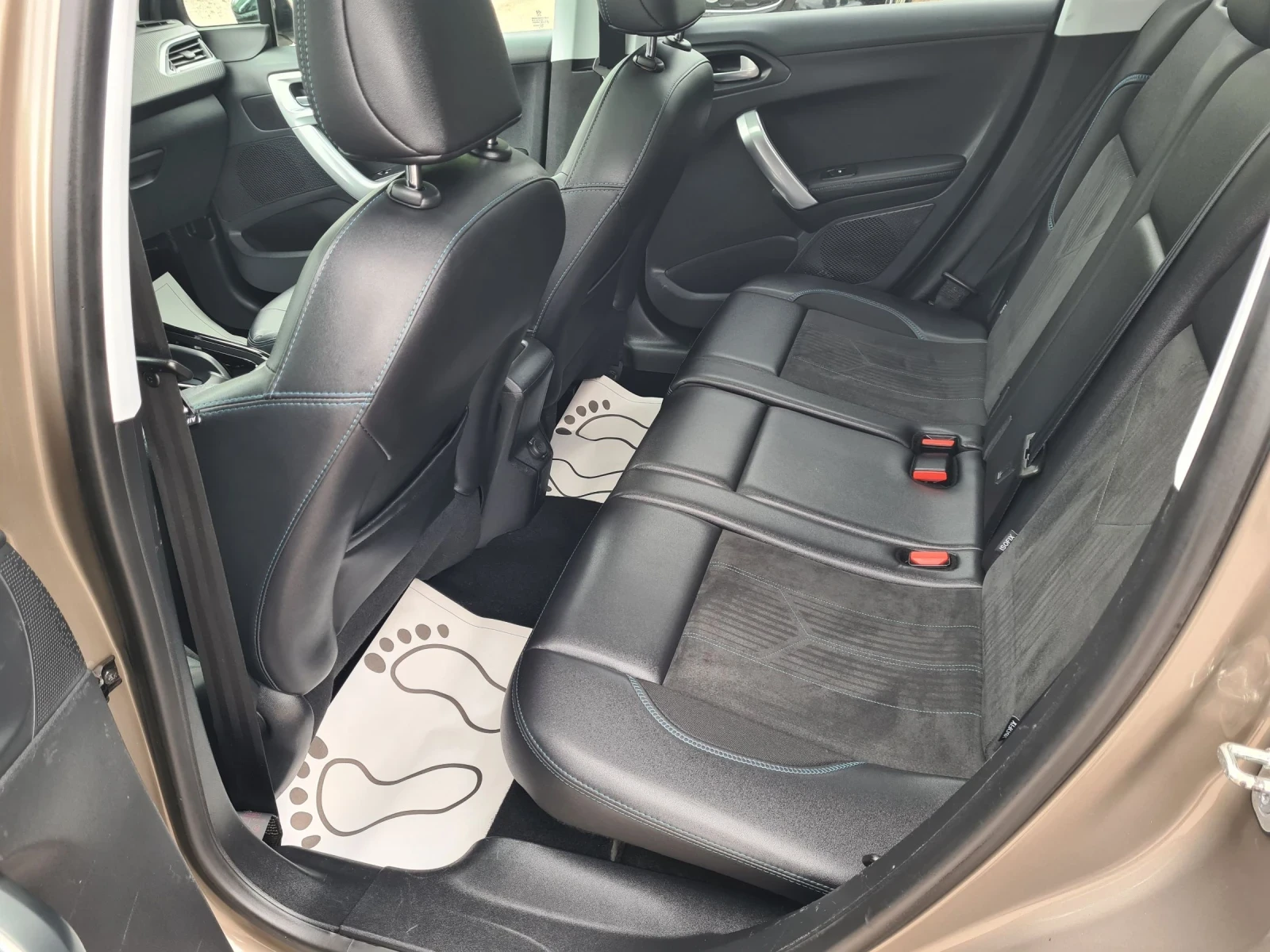 Peugeot 2008 1.2i 16V 110p.s CROSSWAY | Mobile.bg � ����������� 10