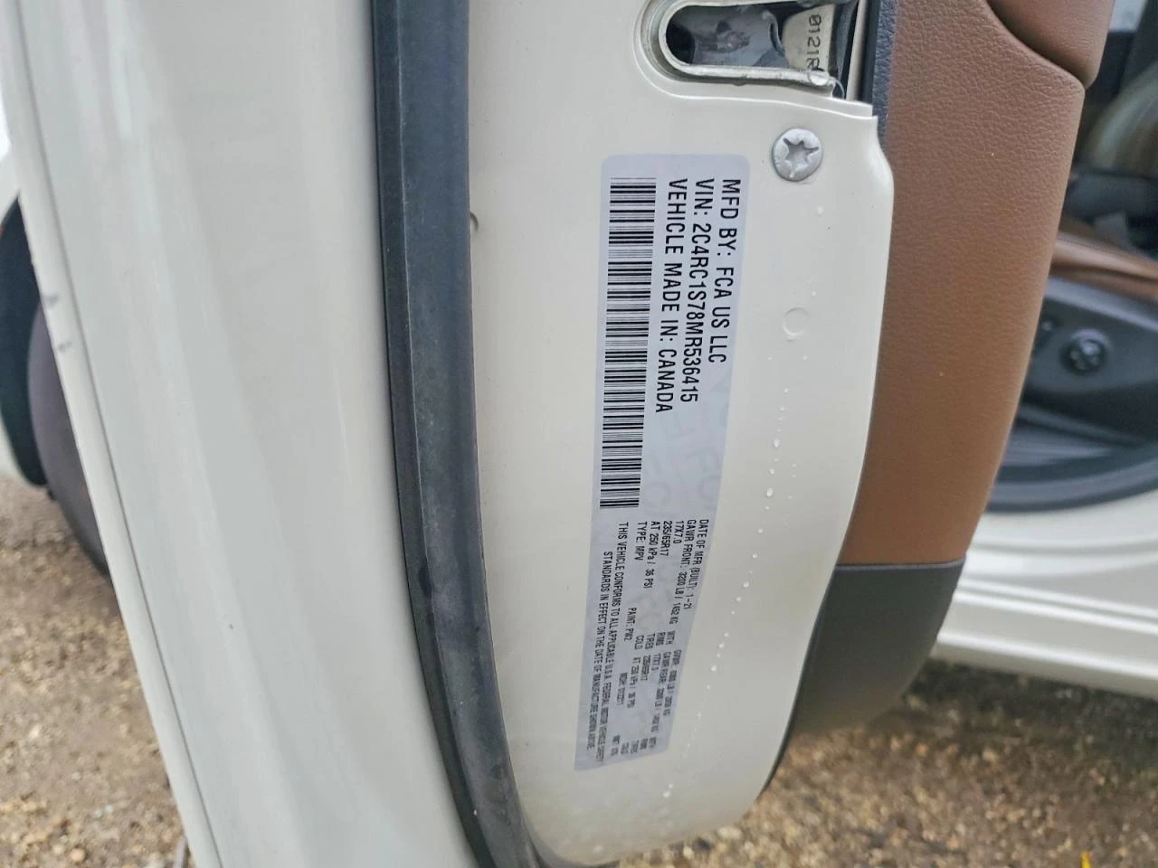 Chrysler Pacifica LIMITED* ЛИЗИНГ* ПЛЪГ ИН, снимка 13 - Автомобили и джипове - 54739978