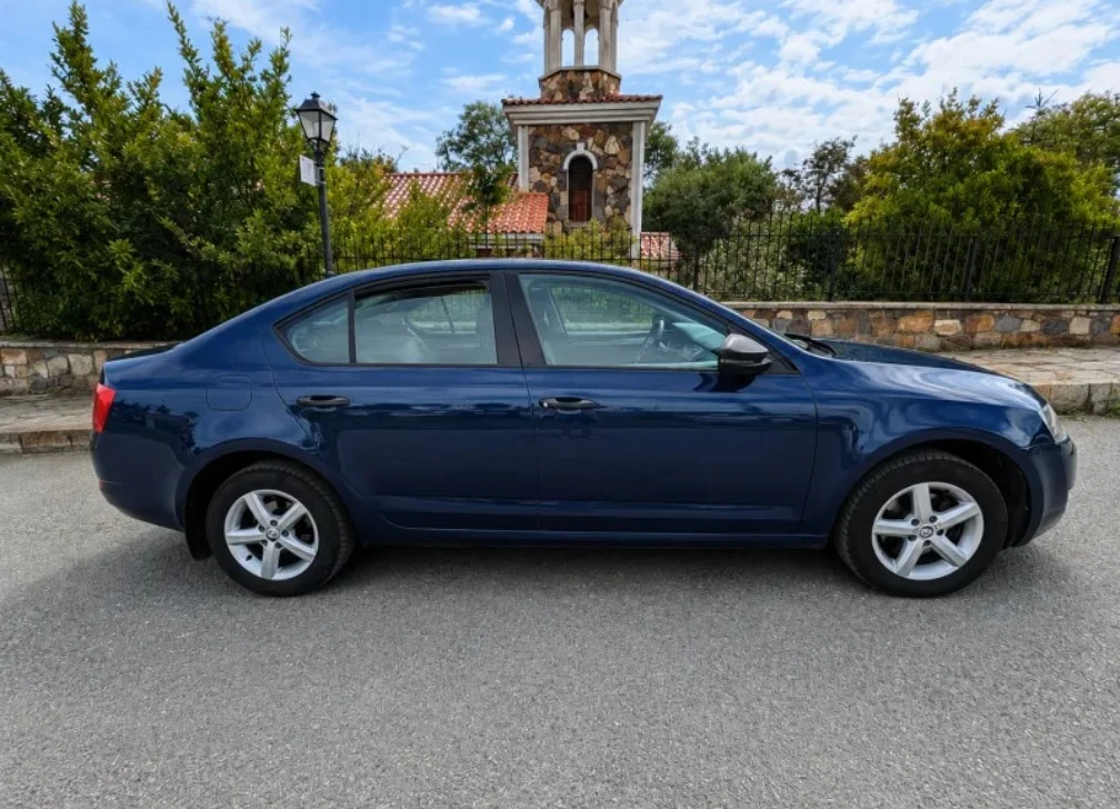 Skoda Octavia, снимка 3 - Автомобили и джипове - 54830169