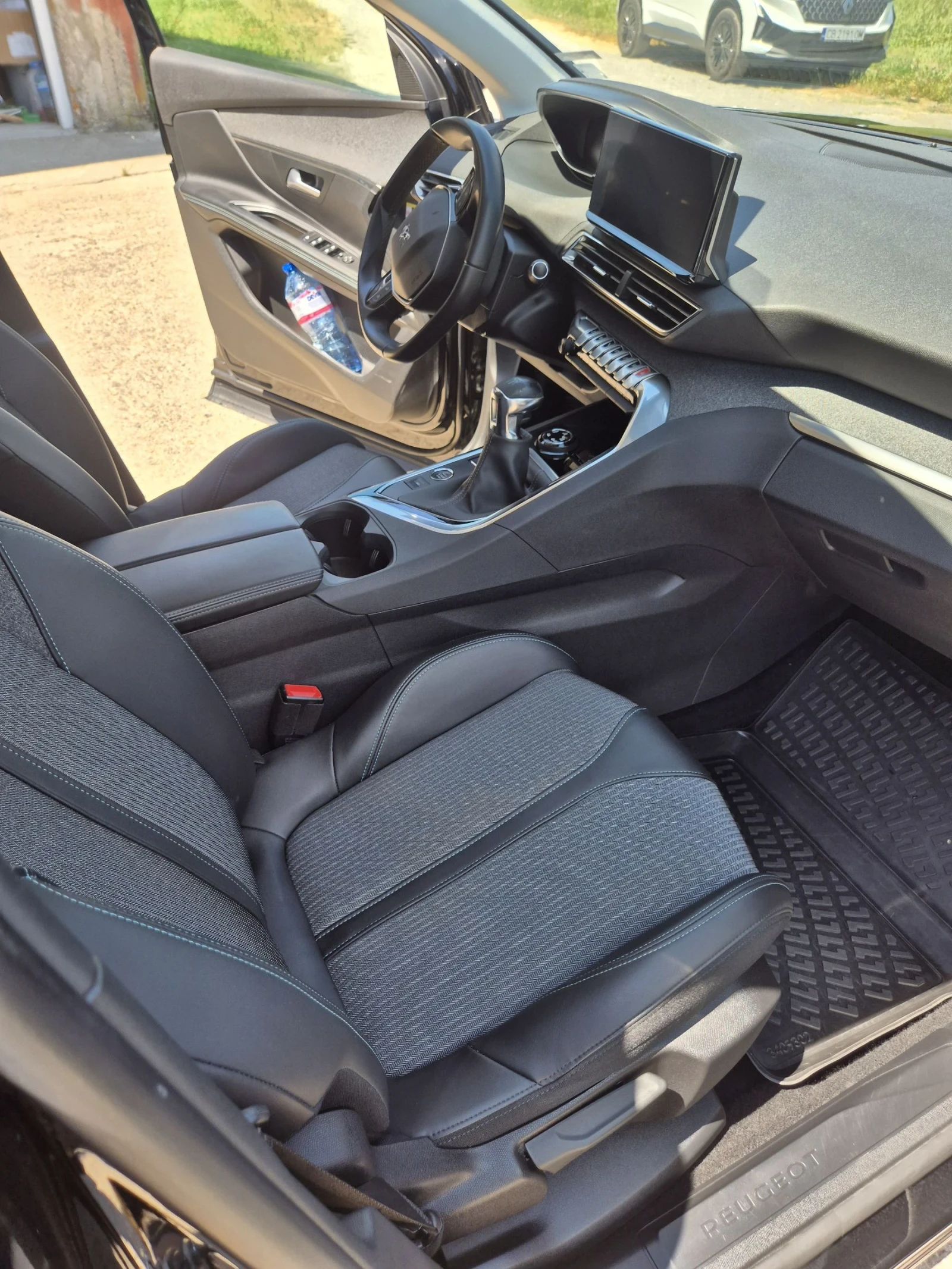Peugeot 3008, снимка 7 - Автомобили и джипове - 55075957