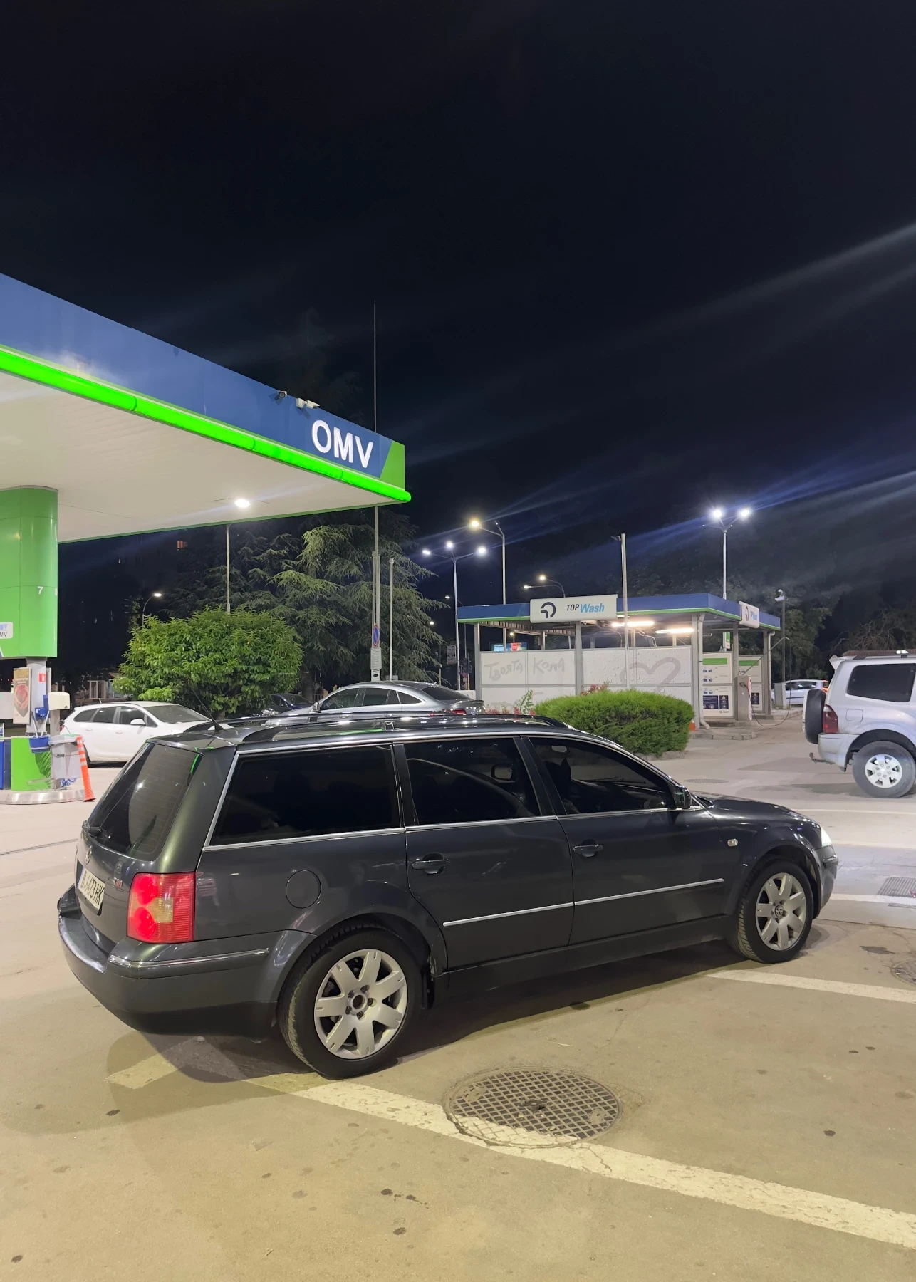 VW Passat 1.9TDI Highline, снимка 6 - Автомобили и джипове - 55211875