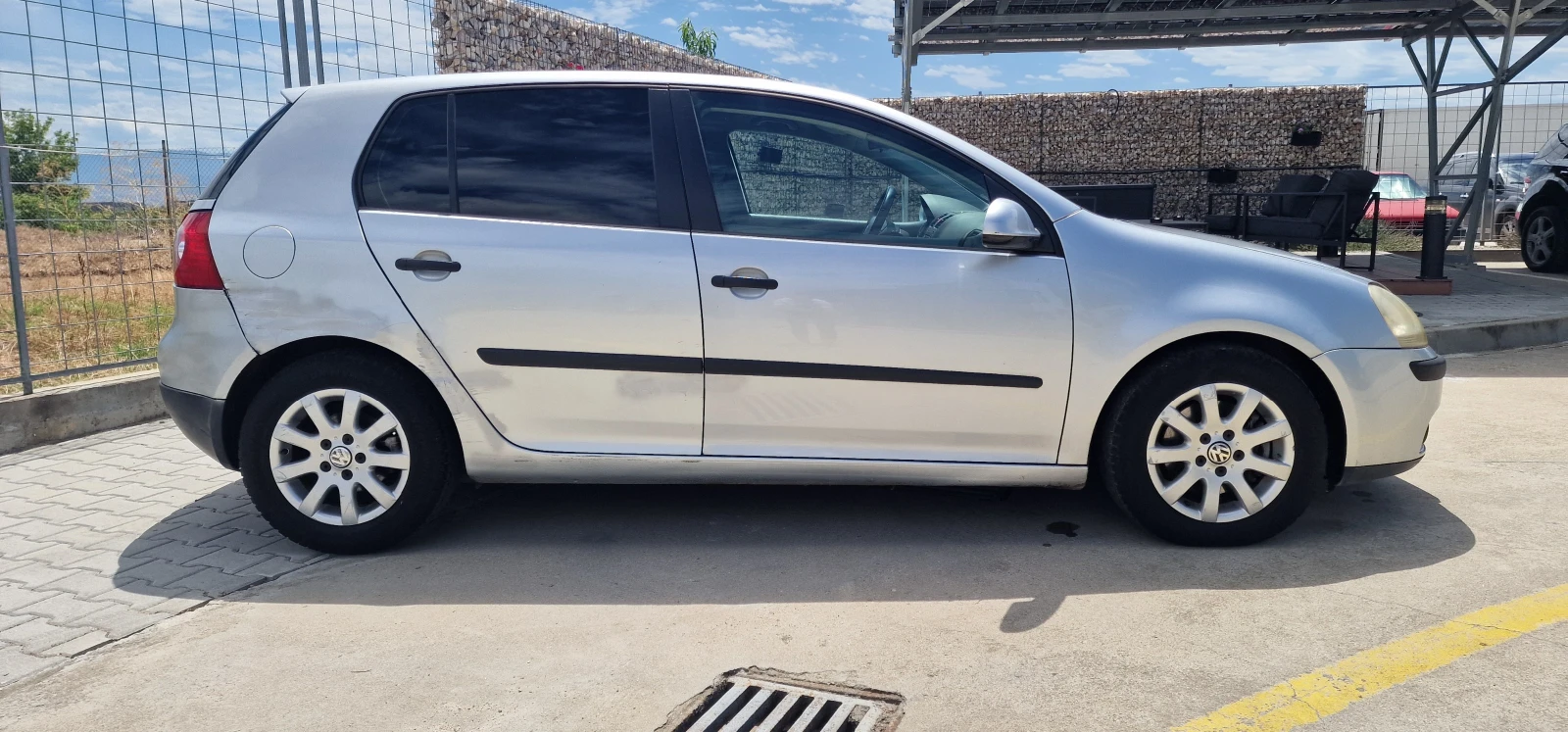 VW Golf 1.9TDI, 105 p.s. 2006 реални 215500км - ОБСЛУЖЕН, снимка 4 - Автомобили и джипове - 55431483