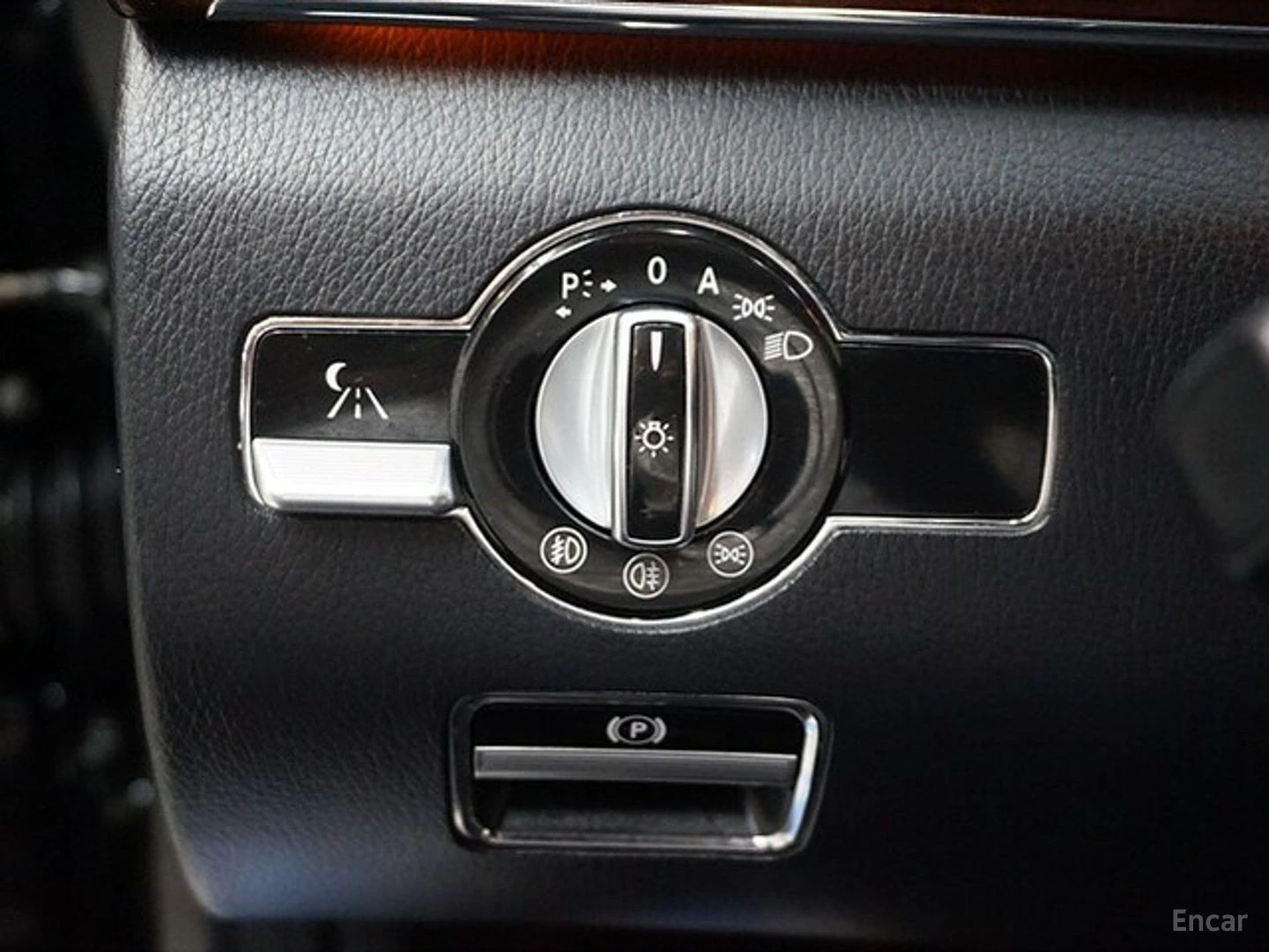 Mercedes-Benz S 550 LONG* 4MATIC* BURM* PANO* АВТОКРЕДИТ* , снимка 14 - Автомобили и джипове - 55619667