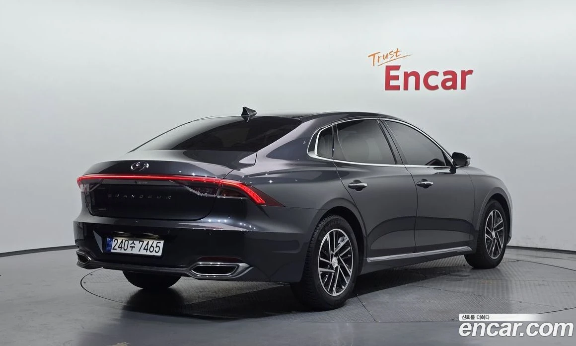 Hyundai Grandeur 2.5 Premium Choice, снимка 2 - Автомобили и джипове - 56024651
